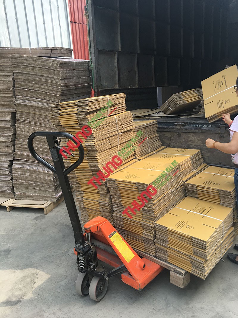 xuong san xuat thung carton gia re